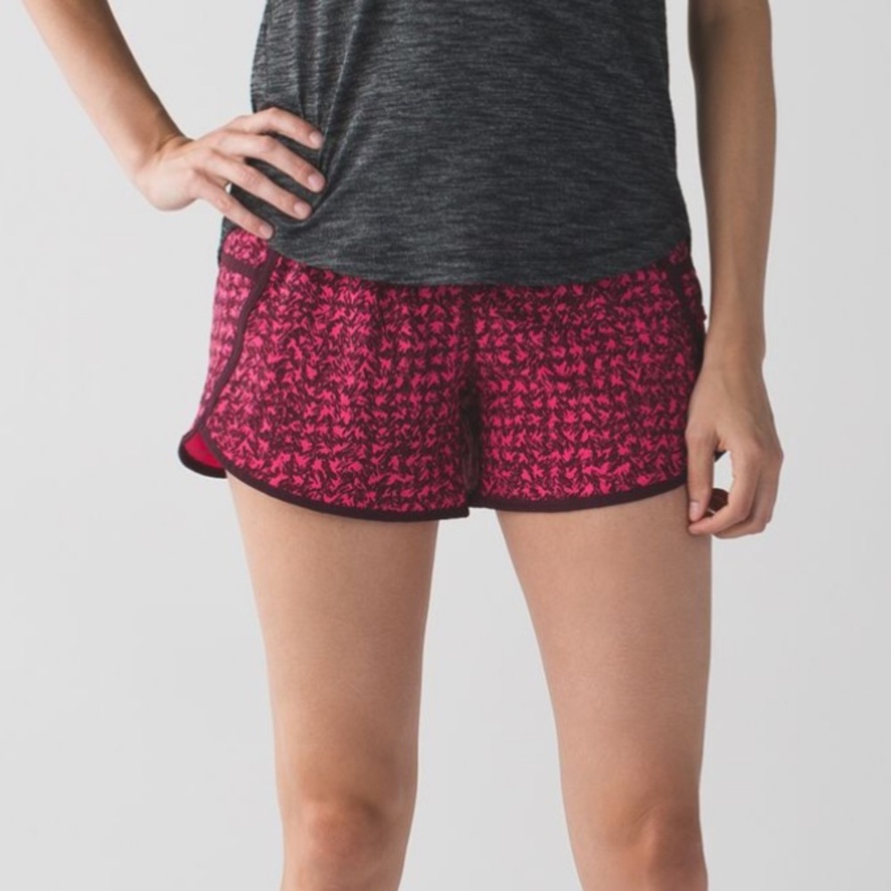 Lululemon Tracker Short III *4-way Stretch